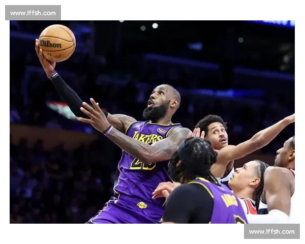 湖人对阵热火第二战聚焦詹眉爆发与系列赛走势转折点关键时刻博弈